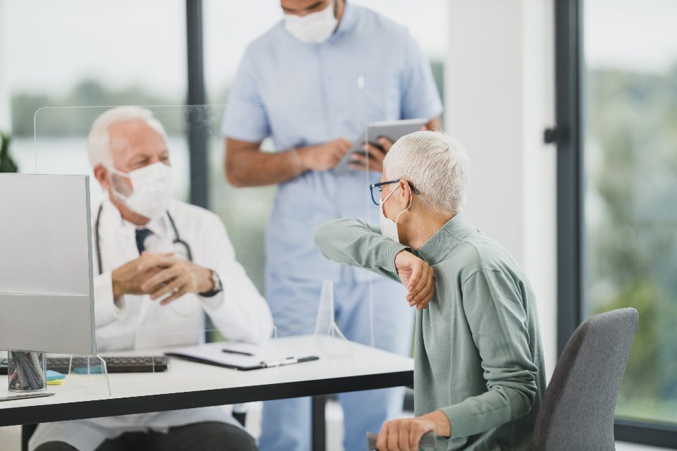 Atendimento a colaborador em consultório