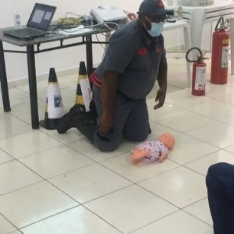 Treinamento de primeiros socorros