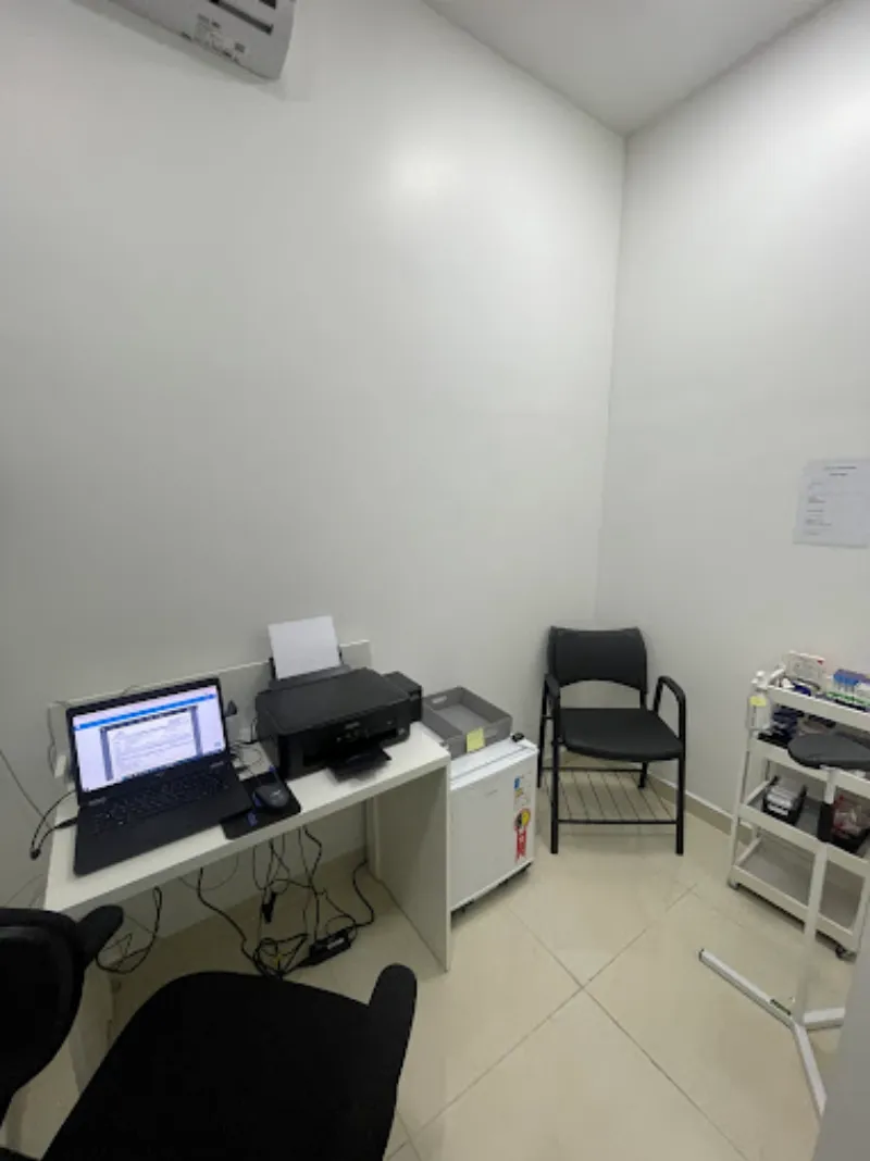 Cabine e equipamentos de exame